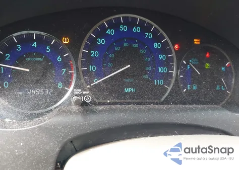 2010 Toyota Sienna Le z USA, uszkodzony, nr VIN 5TDKK4CC2AS327868